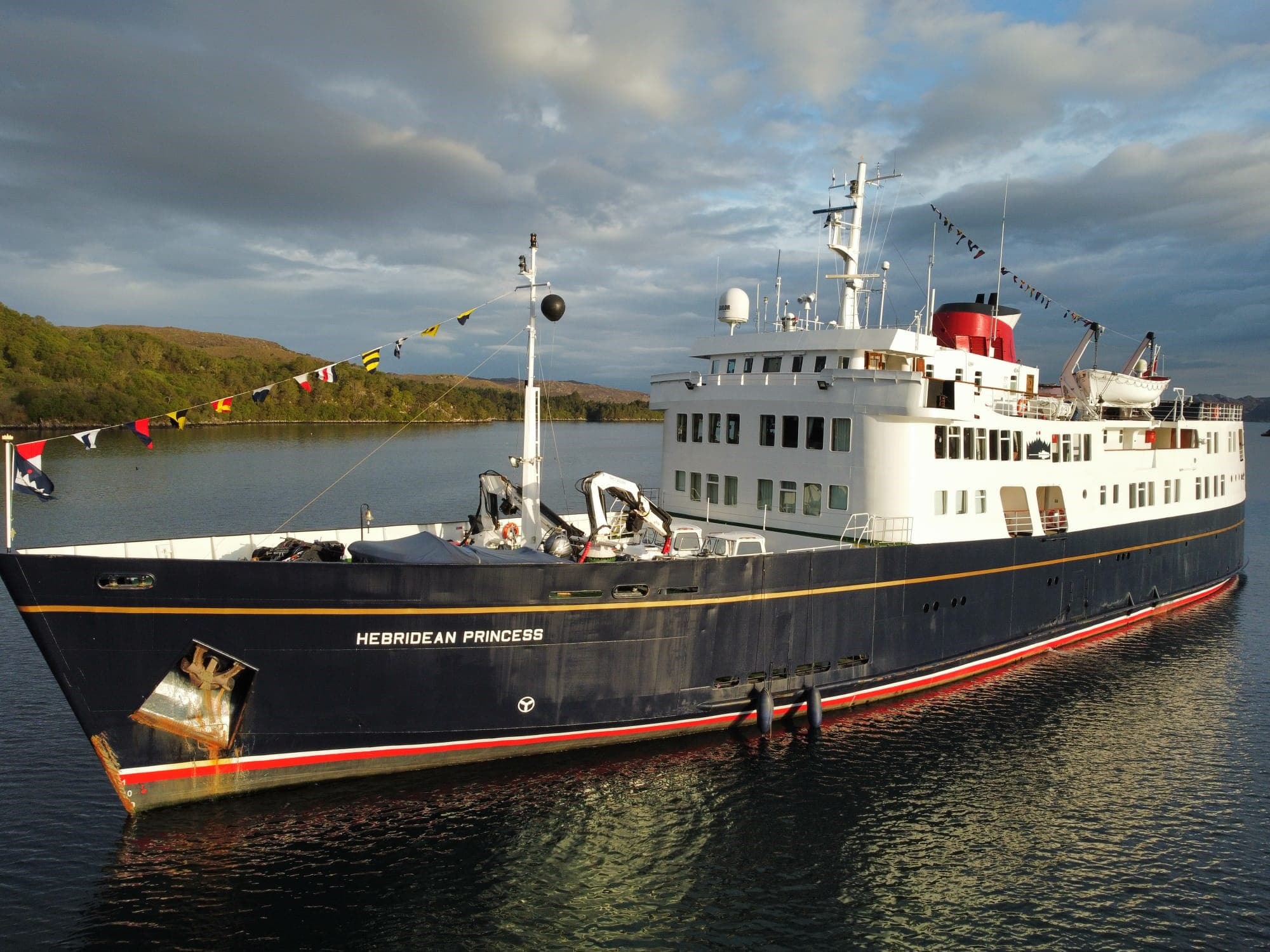 Footloose through the Inner Sound Cruise Log